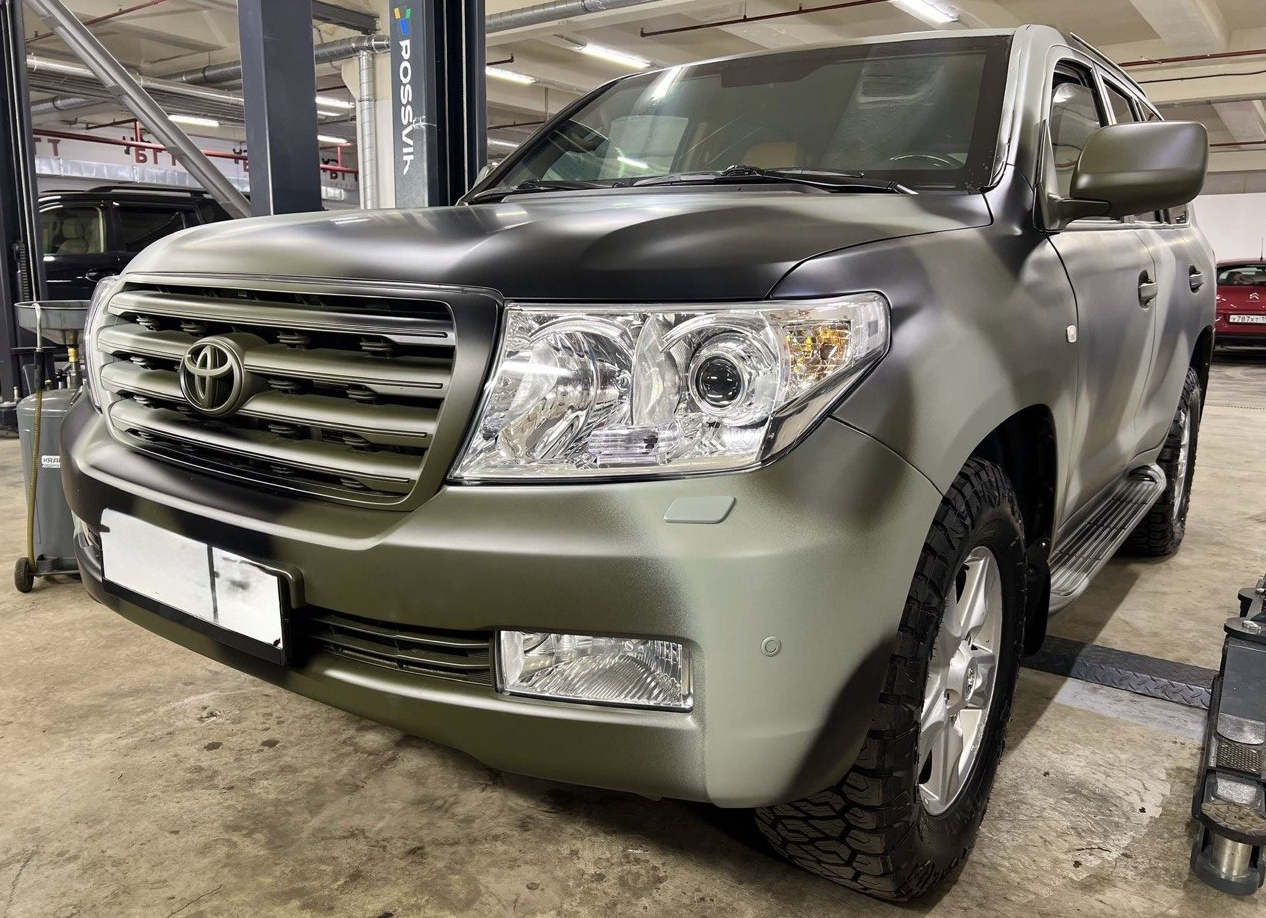 Toyota Land Cruiser 200: комплексное техническое обслуживание с заменой масла в АКПП и мойкой радиаторов